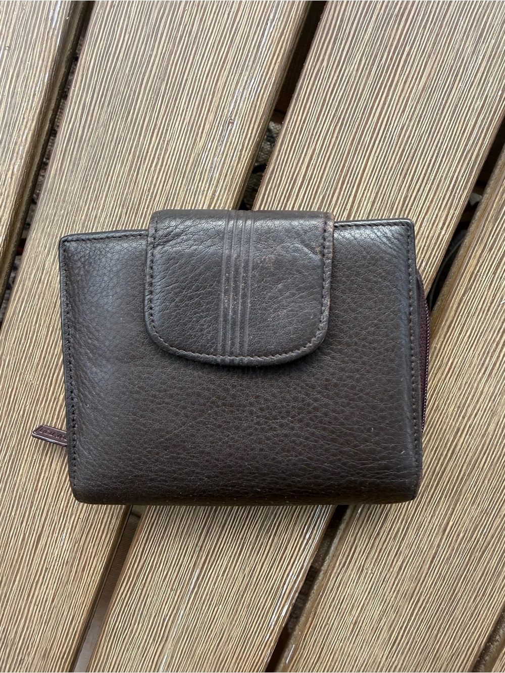 Buxton Full Grain Cowhide Leather Wallet Brown Bifold Snap Closure Organizer